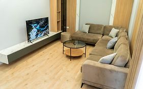 Signature Apartment 10
